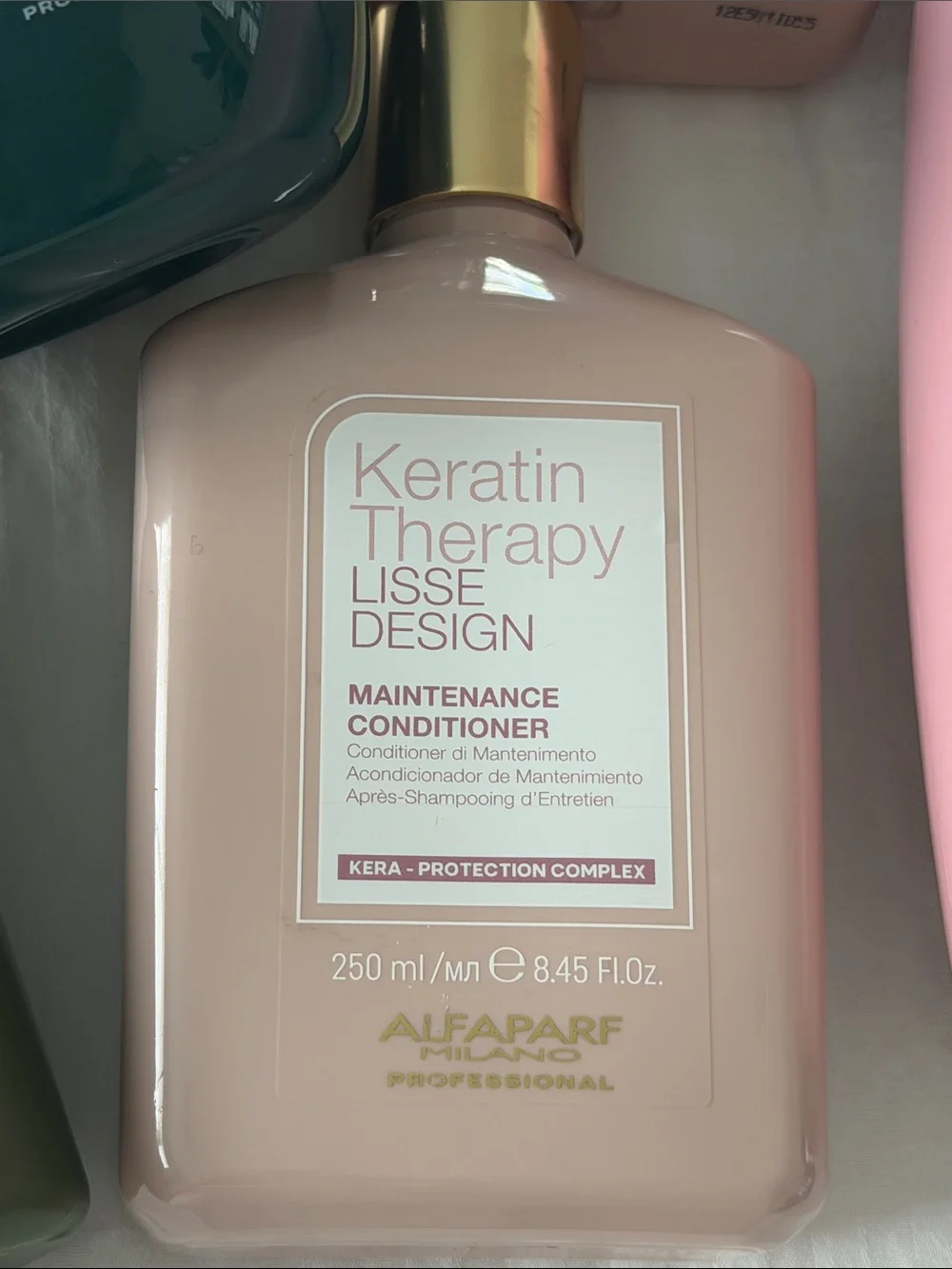Keratin Therapy & Semi di Lino Pink Leave-In Conditioner Pink Alfaparf Milano